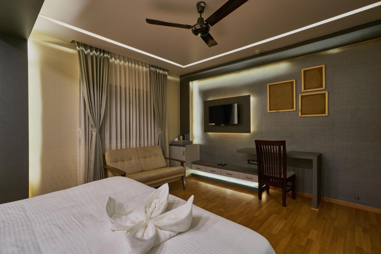 Tranquil La Casa Hotel Pune Eksteriør billede